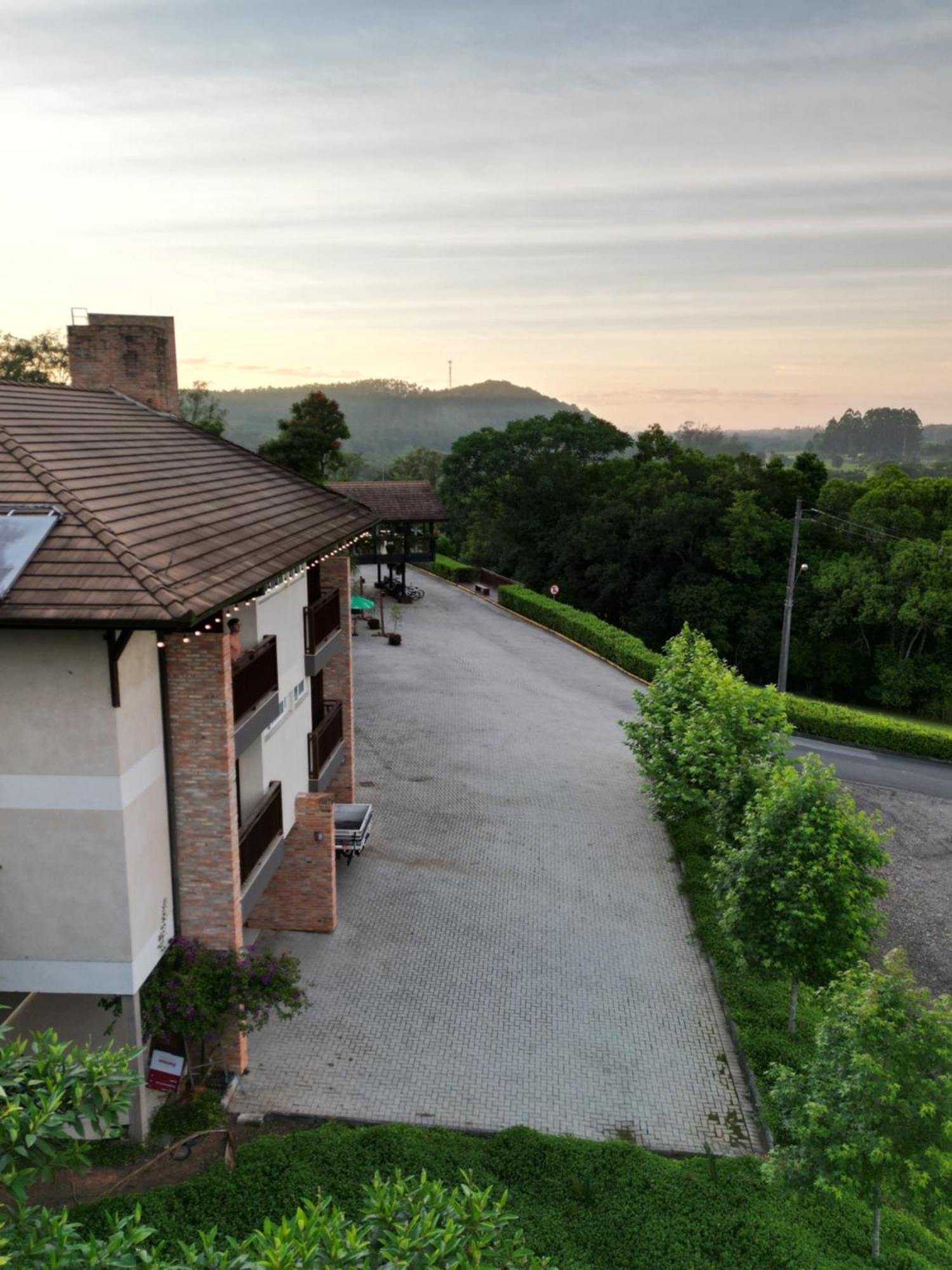 Bormon Hotel Нова-Венеза Экстерьер фото