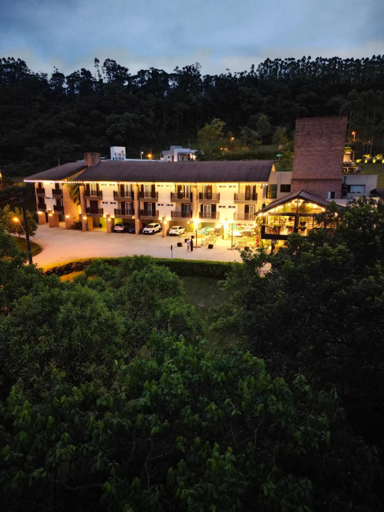 Bormon Hotel Нова-Венеза Экстерьер фото